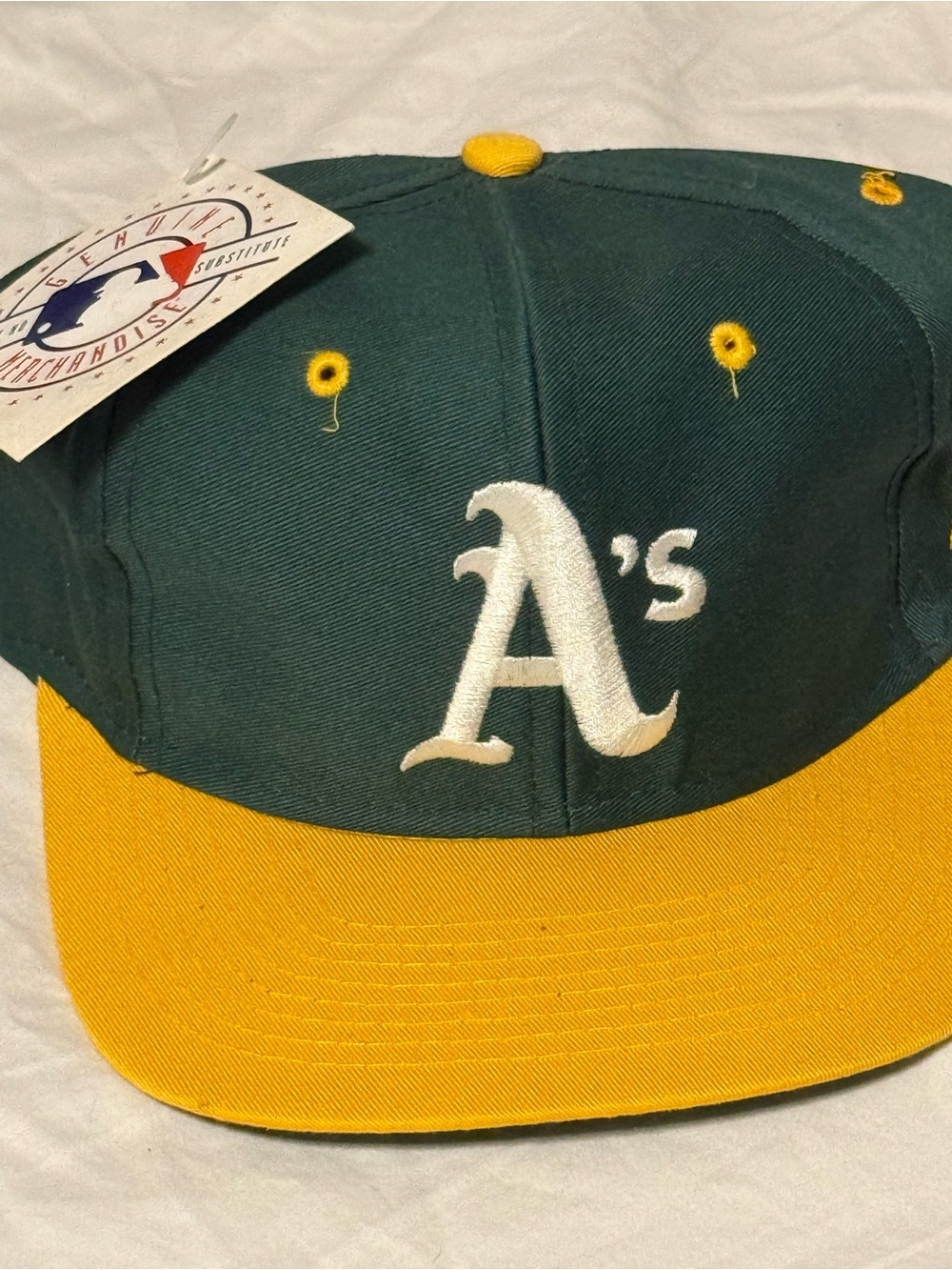 Oakland A's vintage Deadstock MLB Green and Yellow Baseball Cap